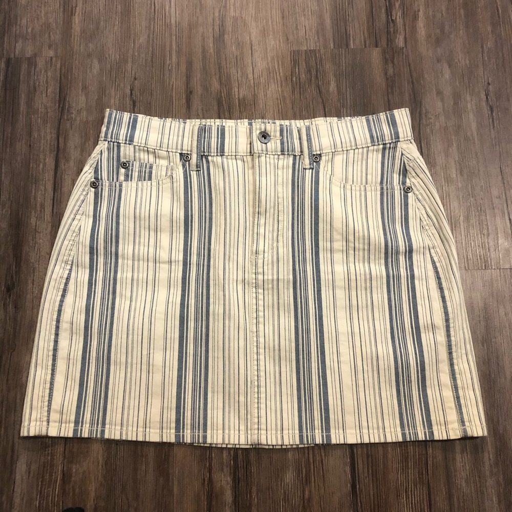 Two by Vince Camuto Striped Denim Mini Skirt